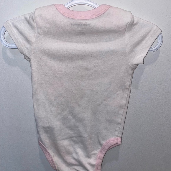 5/$15 Juicy Couture Pink Floral Baby Onesie - Picture 4 of 4